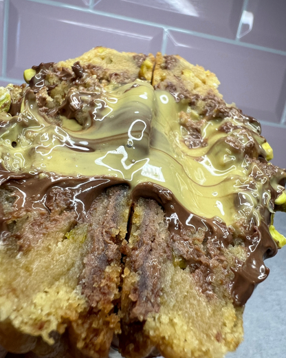 Pistachio and Nutella Stuffed Cookie